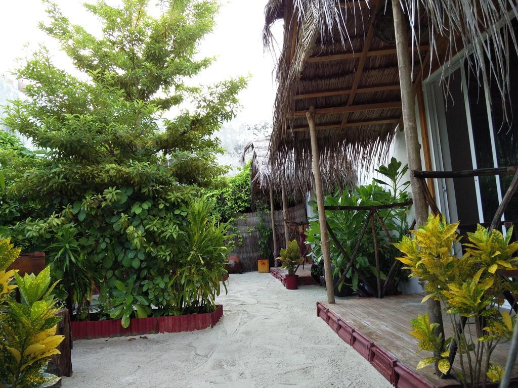 Hotel Maafushi View Esterno foto