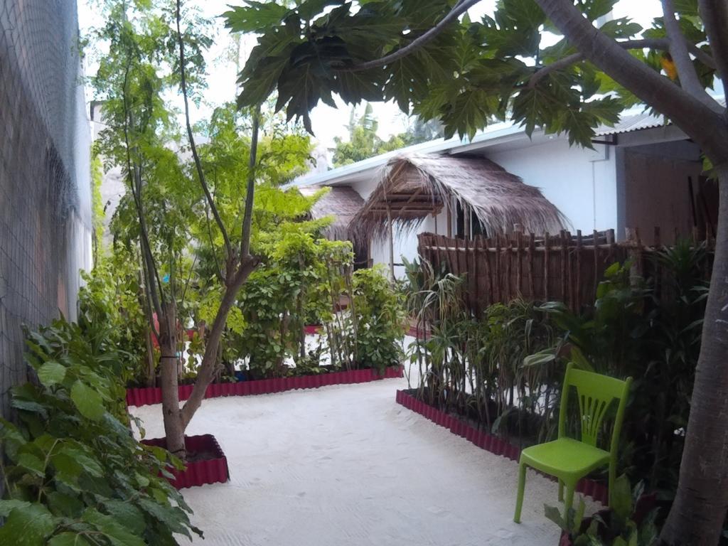 Hotel Maafushi View Esterno foto